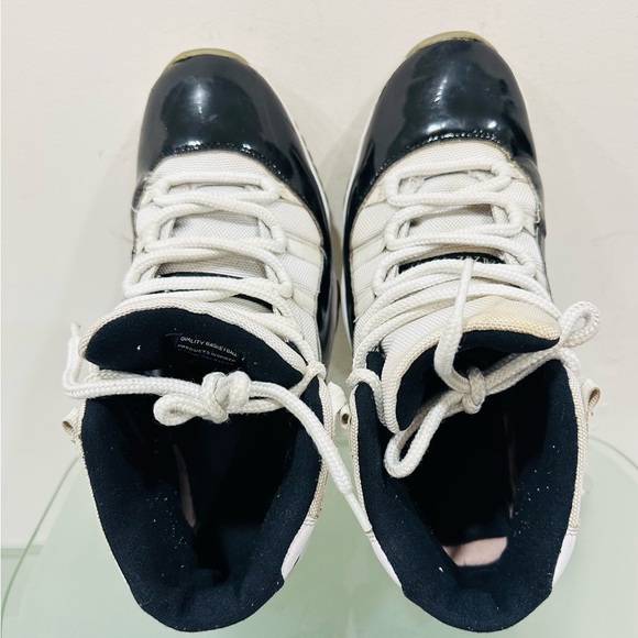 Air Jordan 11 Concord Sz‎ 10,5 Mens 2018 Nike Retro Black White 378037-100 OG XI - Picture 6 of 10